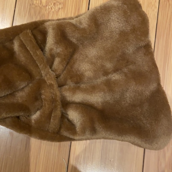 Kozies Walrus Onesie/Costume - Picture 11 of 13